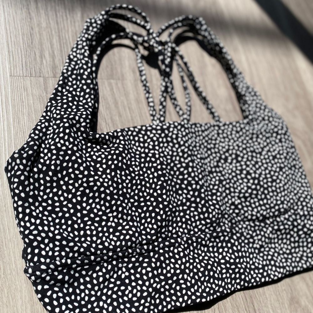 BuffBunny Revolution Sports Bra Onyx Black Bossy Print Medium - Picture 4 of 12